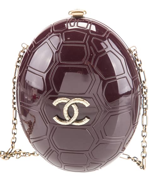 chanel shell minaudiere reviews